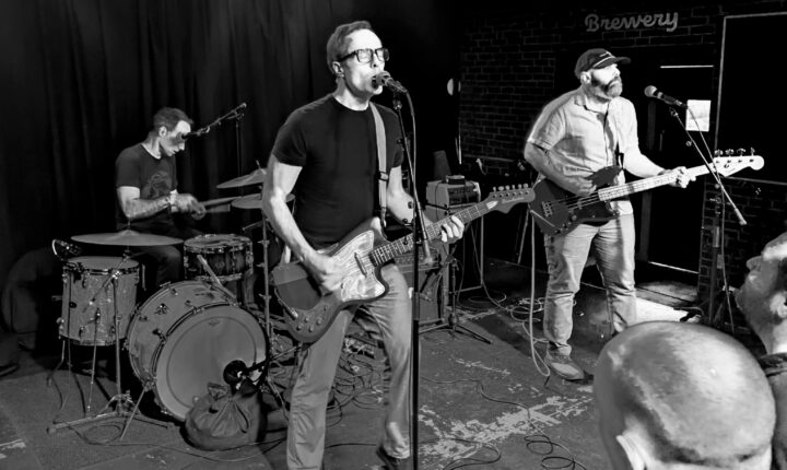 Photobooth: Marked Men & Colleen Green Live @ Deep Cuts, Medford MA [04-30-26]
